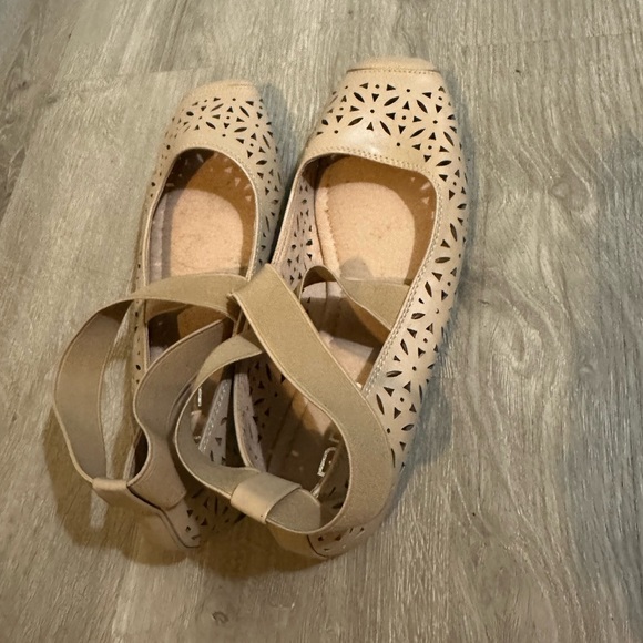 BREATHABLE BALLET FLATS - Picture 3 of 3